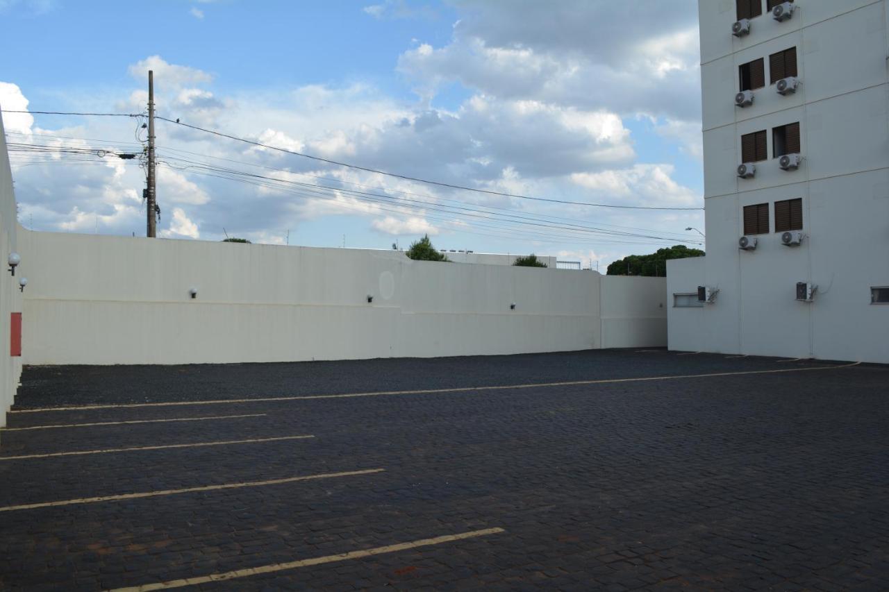 Sara Palace Hotel Uberlândia Eksteriør billede